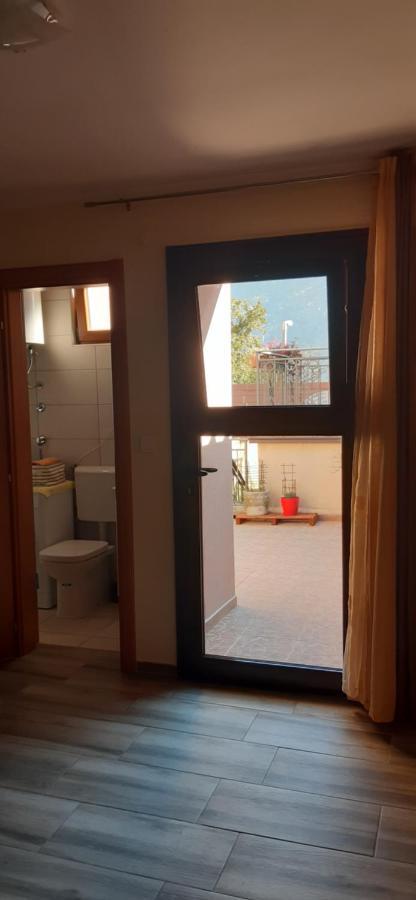 Sofi Apartment Kotor Bagian luar foto