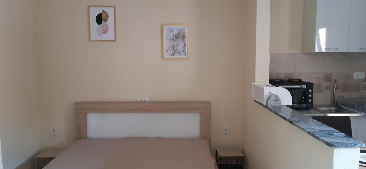 Sofi Apartment Kotor Bagian luar foto